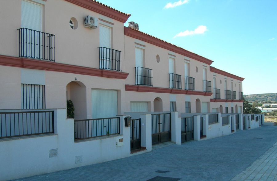 promocion viviendas adosadas de dos plantas Fuenlabrada de los Montes